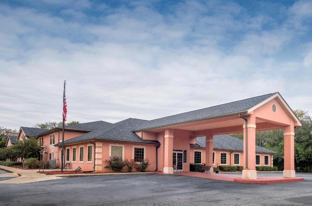 My Home & Suites Madison Ga Exterior foto